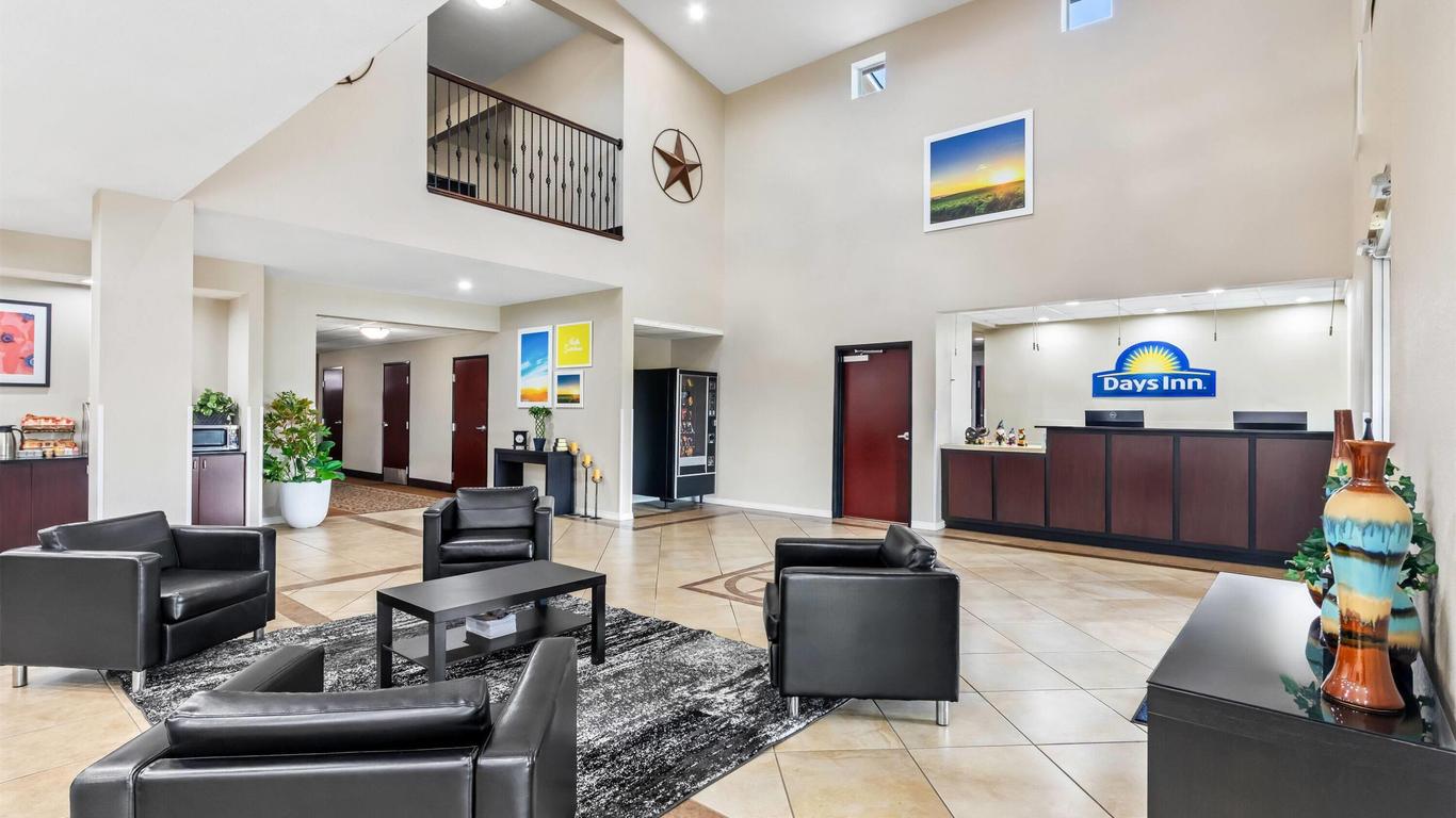 Days Inn by Wyndham Rockdale Texas