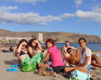 Ocean Nomads Hostel - Arona