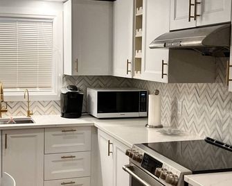 Luxurious and Comfortable Home - Woodstock - Keuken