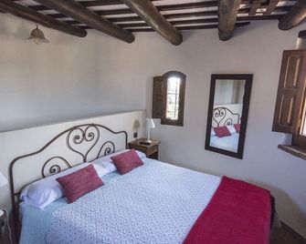 Mas Tomas - Vall-llobrega - Bedroom