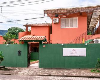 Pousada Casa Rosada Ilhabela - Ilhabela - Edificio