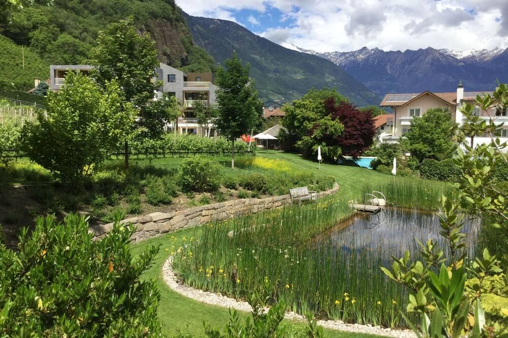 Boutique-Hotel Ballguthof am Golfplatz - Lana - Outdoors view