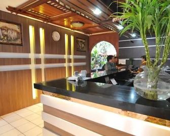 Baliem Pilamo Hotel Wamena - Wamena - Recepción