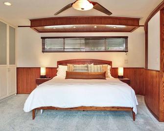 The Belmont Beach Bungalow - Pool & Hot tub - Long Beach - Habitación