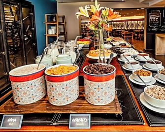 Time Suite - Comfort Apartments - Santiago - Buffet