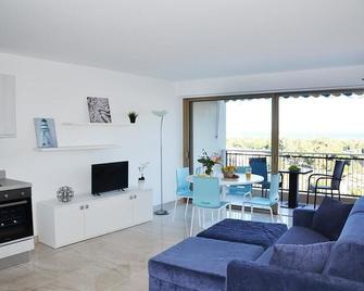 Cannes Marina Golf - Mandelieu-la-Napoule - Huiskamer