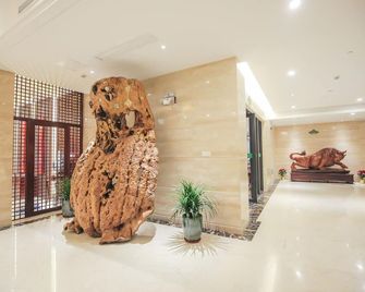 New Knight Royal Hotel Airport and International Resort - שנחאי - לובי