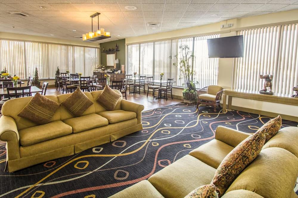 Croix Grand Hotel - Sebring - Lounge