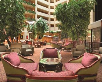 Embassy Suites by Hilton at Hot Springs Convention Center - Hot Springs - Lobby