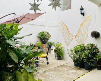 El Rincon de Los Angeles - Colima - Patio