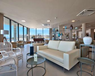 LABRANDA Riviera Hotel & Spa - Mellieha - Lounge