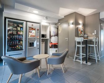 B&B HOTEL Rouen St Etienne Du Rouvray - Saint-Étienne-du-Rouvray - Bar