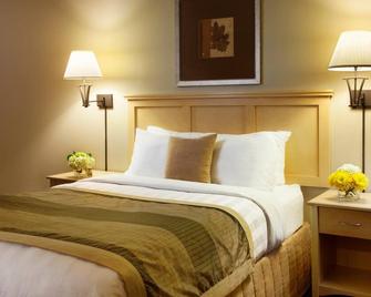 Clearwater Suite Hotel - Fort McMurray - Yatak Odası
