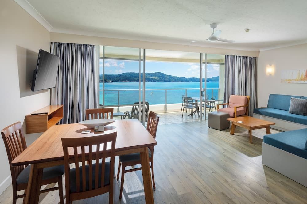 Whitsunday Apartments - המילטון איילנד - חדר אוכל