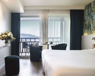 أوتل إي سبا سيرج بلونكو - إنداي