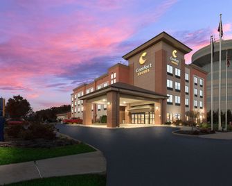 كومفرت سويتس كولومبوس إيست برود - كولومبوس (اوهايو) - مبنى