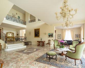 Private villa ideal location for families & weddings. - Macerata - Lobby