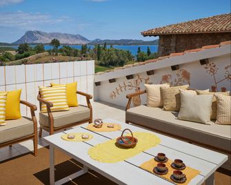 Due Lune Puntaldia Resort & Golf - San Teodoro - Balcony