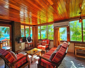 Adults Only Manuel Antonio Panoramic Ocean Views and Epic Sunsets - מנואל אנטוניו - סלון