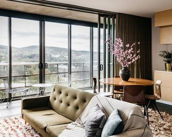 Nishi Apartments Eco Living by Ovolo - Canberra - Salon