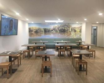 Auszeit Im Euro Rastpark Guxhagen - Guxhagen - Ресторан