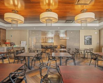 Kozy Hotel Dallas Dfw Airport Area West - Bedford - Restaurace
