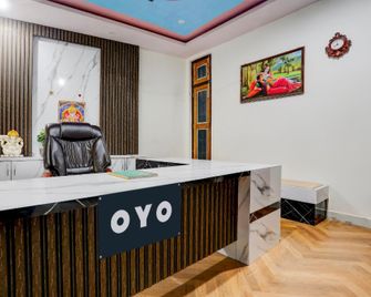 Hotel O Vijay Hotel - Kannauj - Front desk