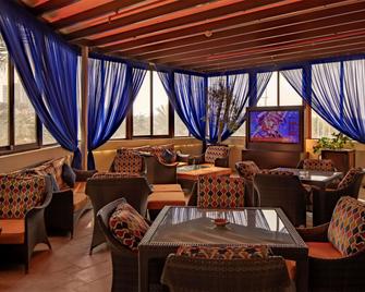 Mercure Grand Hotel Seef - All Suites - Manama - Restaurant