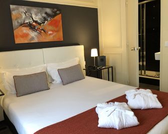 Le Dauphin - Puteaux - Camera da letto