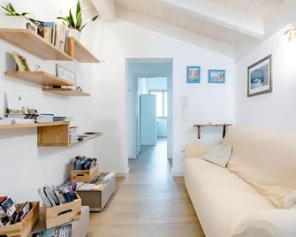 B&B Mimosa e Lillà - Fumane - Wohnzimmer