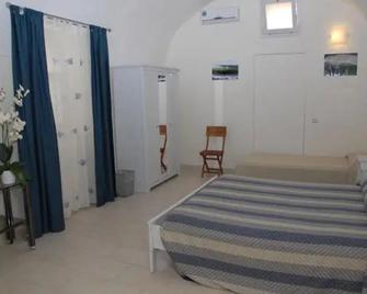 I due mari - Gaeta - Camera da letto