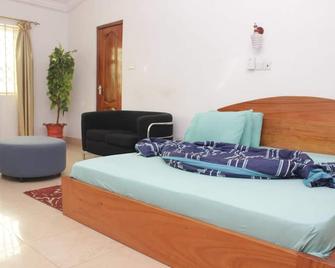 Boy Boison Elite Hotel - Sekondi-Takoradi - Bedroom