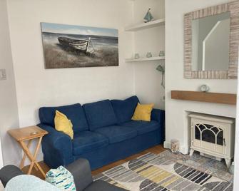 Beresford81 - Cowes - Huiskamer