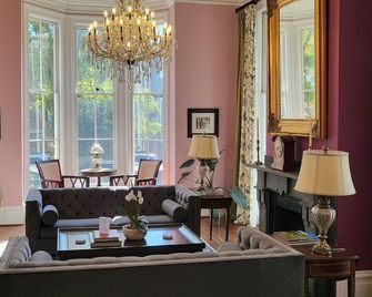 Thomas Weihs Haus - Savannah