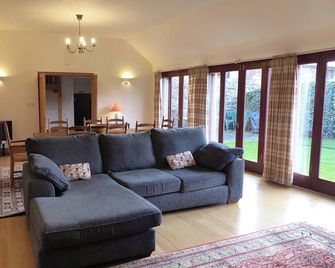 4 bedroom accommodation in Milfield Hill, Wooler - Wooler - Wohnzimmer