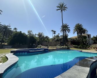Achal Resort - Mount Abu - Pool