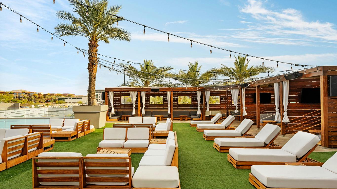 W Scottsdale