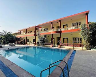 Tiger Safari Resort, Ranthambhore - Sawāi Mādhopur - Piscina