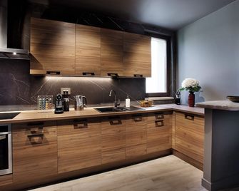 Room 12 - Bucharest - Kitchen