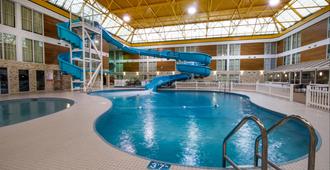 Victoria Inn Hotel and Convention Centre - Thunder Bay - Pool