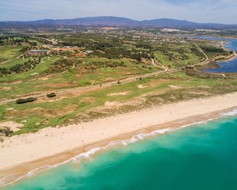 Palmares Beach House Hotel - לאגוס - חוף