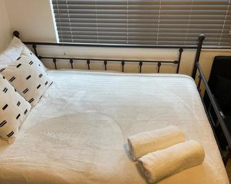 Cozy Studio in Wynwood with private entrance & private bathroom - Miami - Bedroom