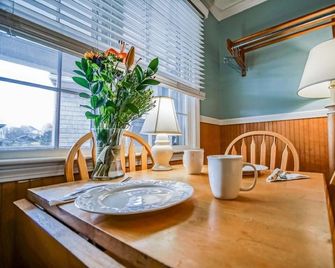Island Manor Resort By Vrhost - Block Island - Comedor
