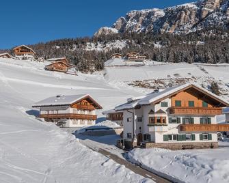 Apartment Justine Wurdengeja - Selva di Val Gardena - Bygning