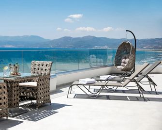 Palm Wings Ephesus Beach Resort - Selcuk - Balkon