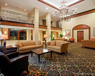Holiday Inn Express & Suites Irving DFW Airport North By IHG - Irving - Lobby