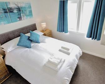 Rockworks Chalets No.2 - Uk7041 - Orkney - Bedroom