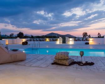 Naxian Lounge Villas - Naxos - Pool