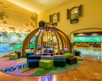 Oriental Hotel Tokyo Bay - אוראיאסו - לובי