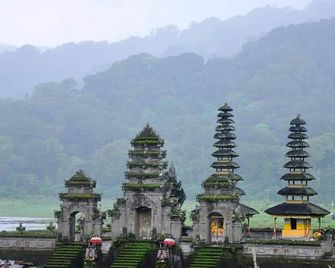 Puri Lumbung Cottages, Restaurant & Spa - Banjar